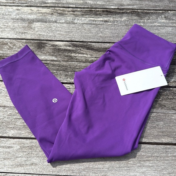 Lululemon Wunder Train High-Rise Tight 25"
College Purple size 8 NWT - Picture 1 of 7